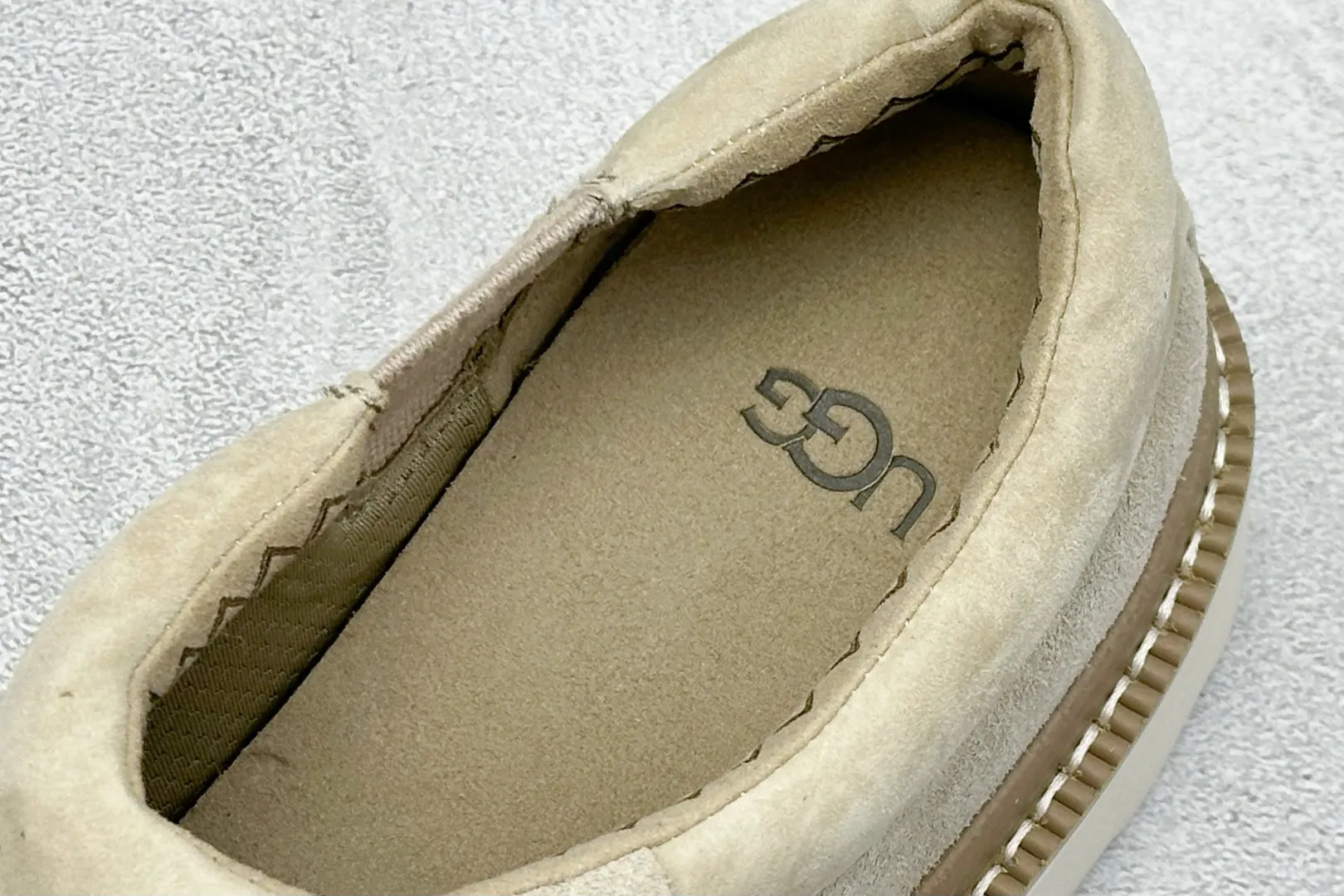 🐲💰 480 supports store UGG2025 spring new Hybird Tasman series men's shoes# The upper is made of cow split layer, the inner breathable mesh, the ugg traditional Eva light wing outsole, the coexistence of class and comfort, slip-on design, easy to put on and take off, paired with wide-leg workwear, American retro Barn style, easy to style, the style is not defined, and the matching does not have to be limited!   Item No.: 1166913 Size: 40-44